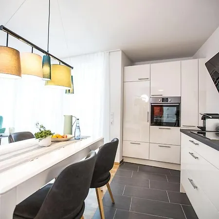 Highest Comfortable * Friedrichshafen